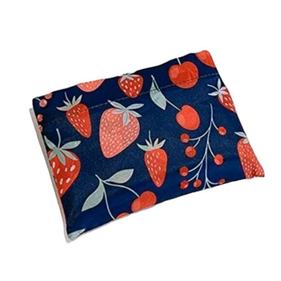 Strawberry Print Tote Bag 🍓 - Picture 2 of 6